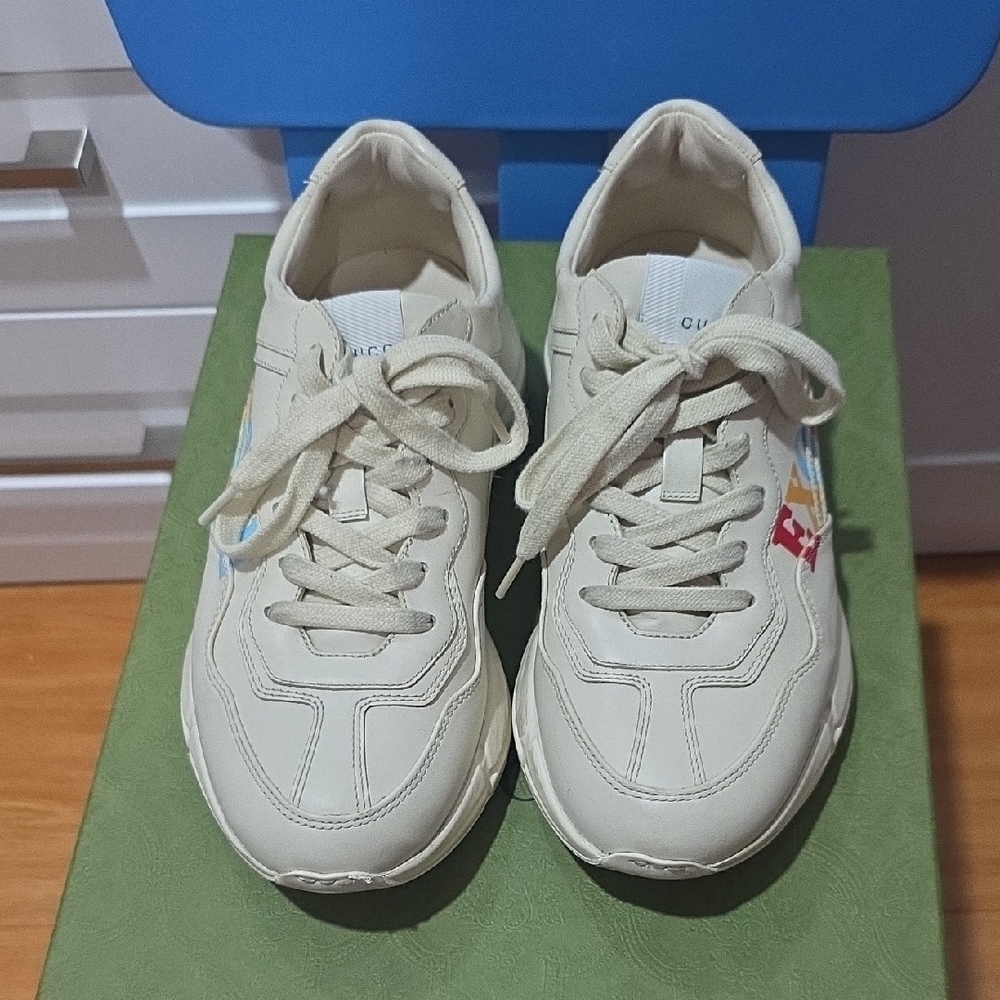 Gucci Apollo Cream Sneakers (Unisex) with Multicolor Details
